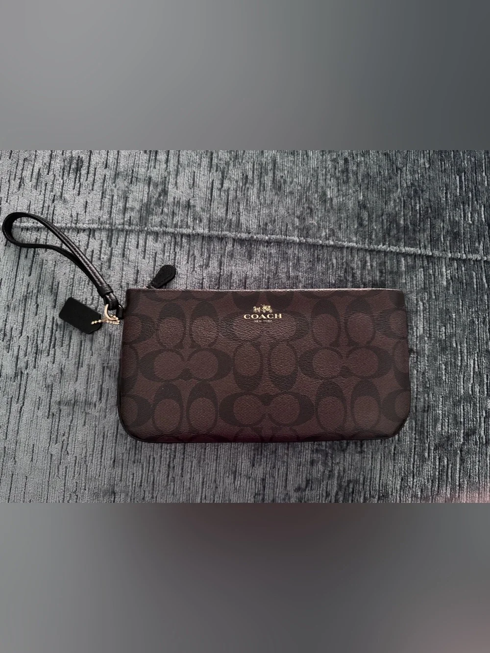 Coach Brown Signature Zip Bag with Gold Logo - Picture 1 of 6